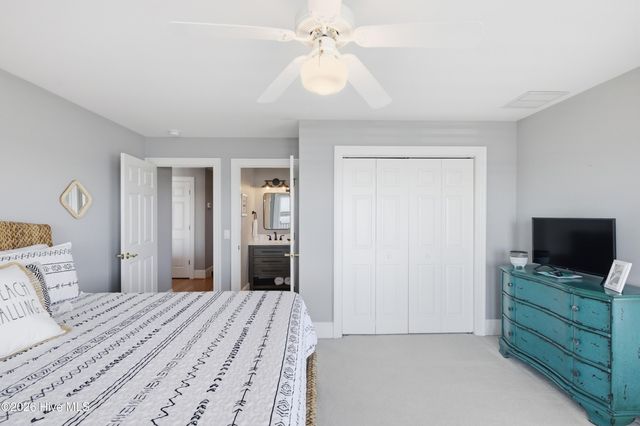 5252 Masonboro Harbour Drive, Wilmington, NC 28409