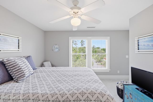 5252 Masonboro Harbour Drive, Wilmington, NC 28409
