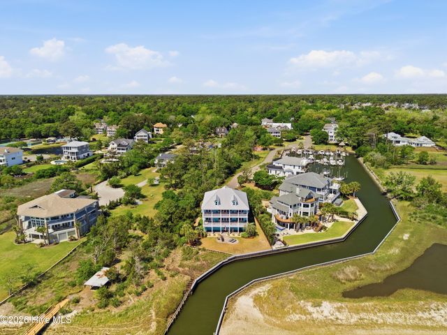 5252 Masonboro Harbour Drive, Wilmington, NC 28409