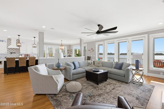 5252 Masonboro Harbour Drive, Wilmington, NC 28409