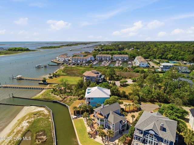 5252 Masonboro Harbour Drive, Wilmington, NC 28409