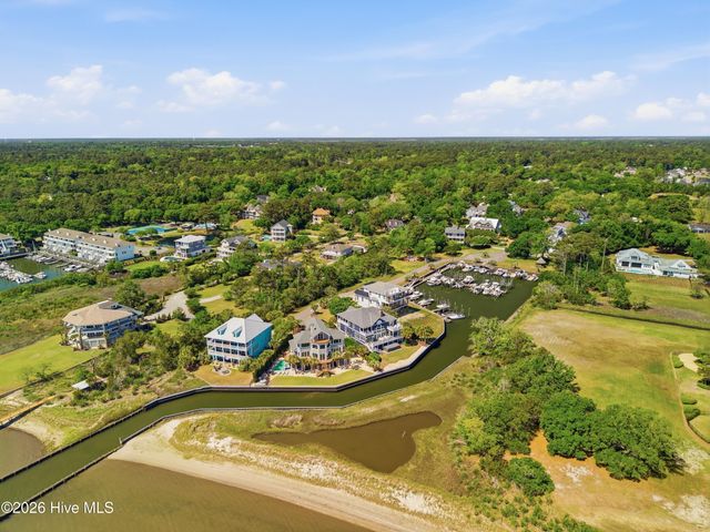 5252 Masonboro Harbour Drive, Wilmington, NC 28409