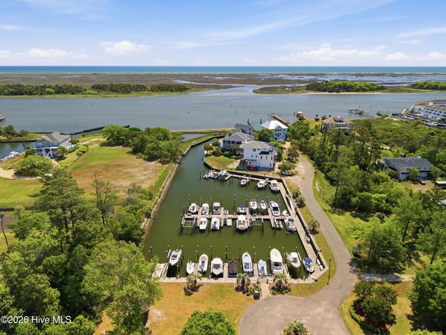 5252 Masonboro Harbour Drive, Wilmington, NC 28409