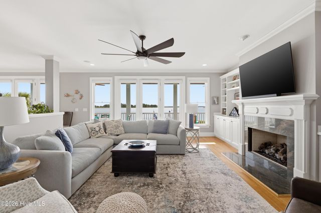 5252 Masonboro Harbour Drive, Wilmington, NC 28409