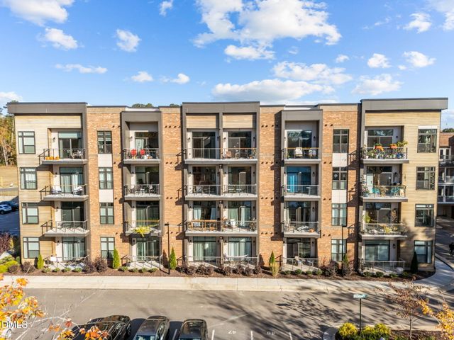 2441 Campus Shore Drive 109, Raleigh, NC 27606