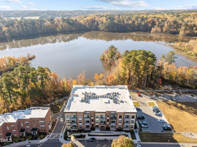 2441 Campus Shore Drive 109, Raleigh, NC 27606