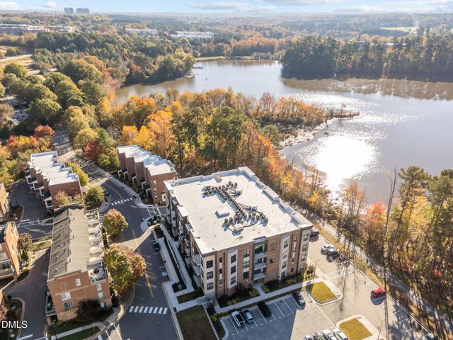 2441 Campus Shore Drive 109, Raleigh, NC 27606