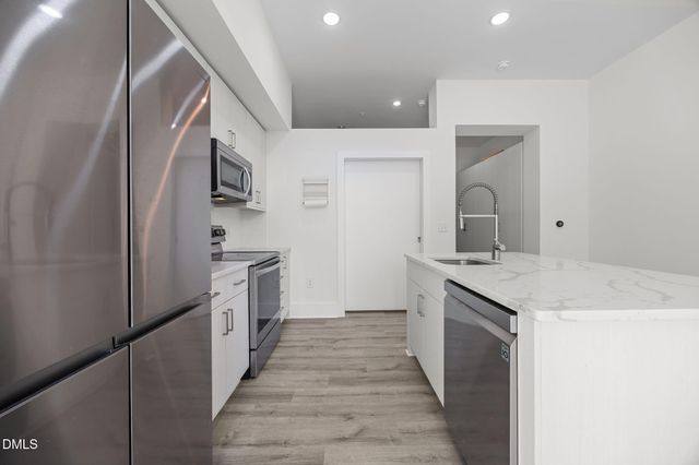 2441 Campus Shore Drive 109, Raleigh, NC 27606