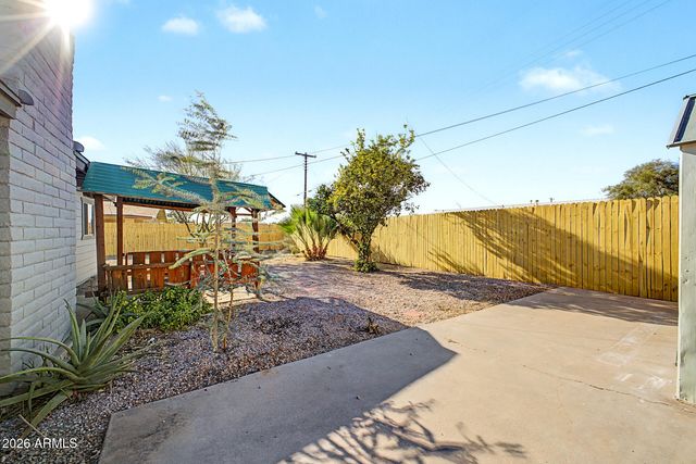 9112 E VINE Avenue, Mesa, AZ 85208