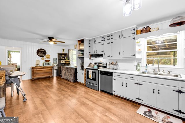147 Clifford Street, Loganville, GA 30052