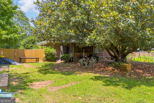 147 Clifford Street, Loganville, GA 30052
