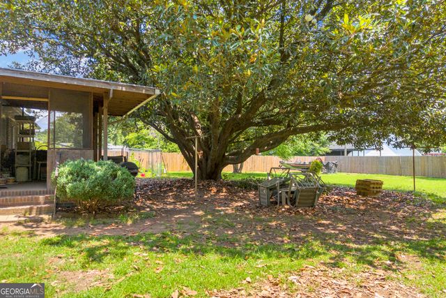 147 Clifford Street, Loganville, GA 30052