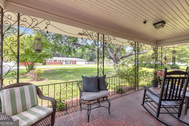 147 Clifford Street, Loganville, GA 30052
