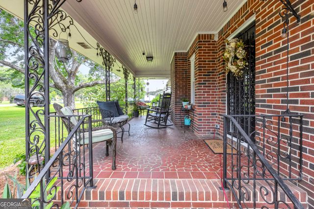 147 Clifford Street, Loganville, GA 30052
