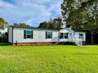 1072 Piedmont Road, Chesnee, SC 29323