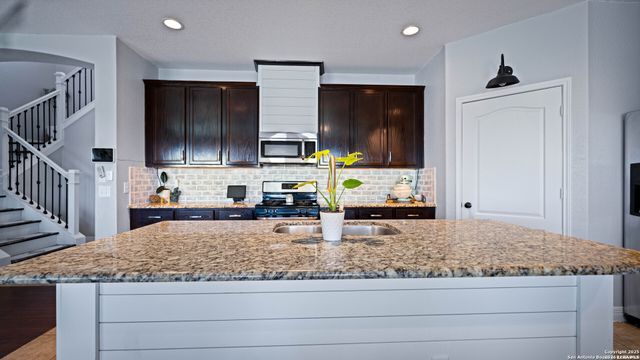 3514 Volunteer Way, New Braunfels, TX 78132