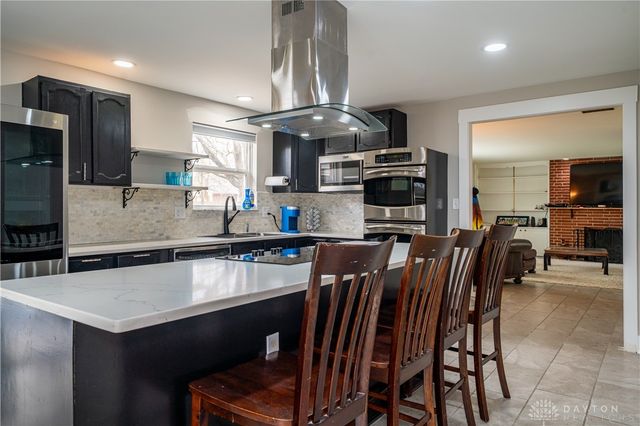 6925 Park Vista Road, Englewood, OH 45322