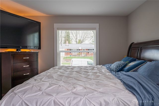 6925 Park Vista Road, Englewood, OH 45322