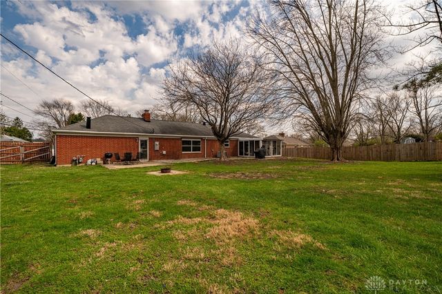 6925 Park Vista Road, Englewood, OH 45322