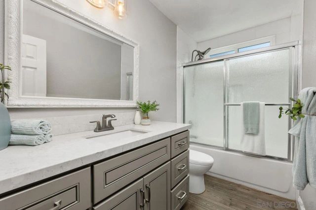 5259 Hubbert St., Oceanside, CA 92056