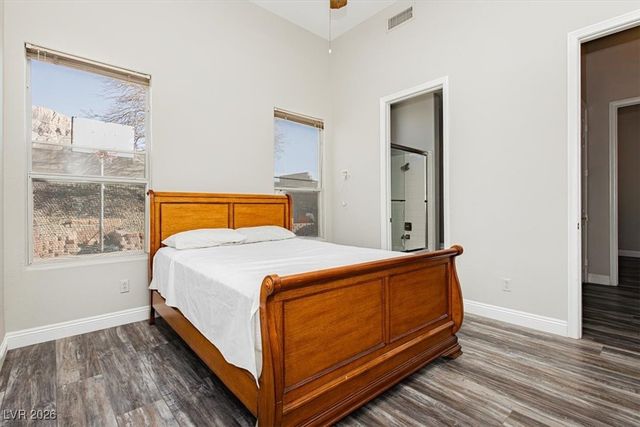 6880 Royal Heritage Court, Las Vegas, NV 89110