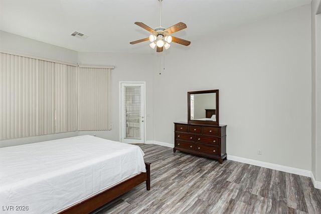 6880 Royal Heritage Court, Las Vegas, NV 89110