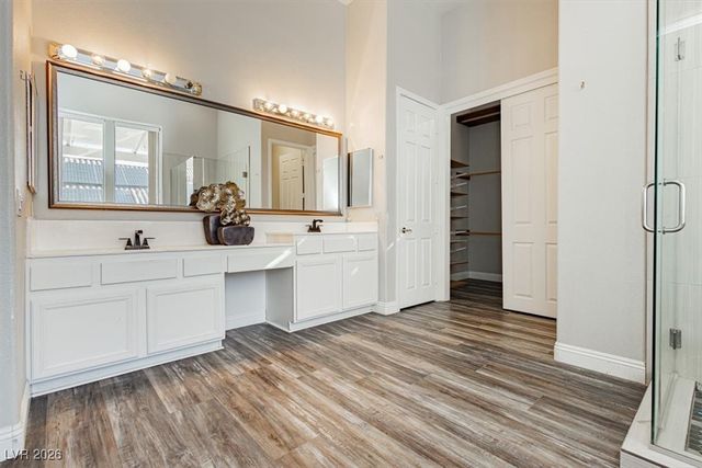 6880 Royal Heritage Court, Las Vegas, NV 89110