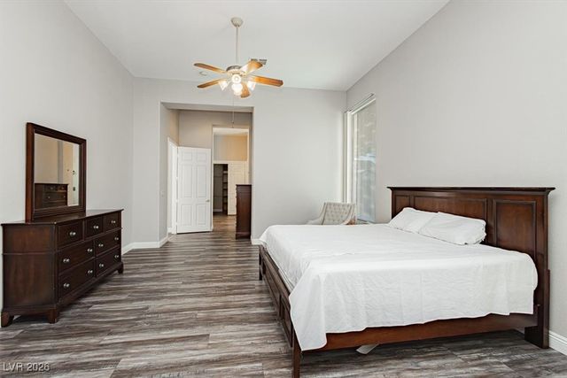 6880 Royal Heritage Court, Las Vegas, NV 89110