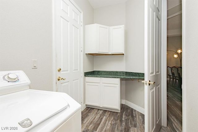 6880 Royal Heritage Court, Las Vegas, NV 89110