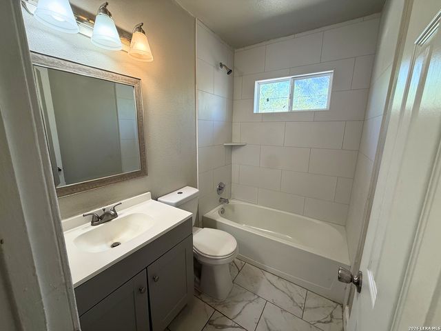 2103 Abacus, San Antonio, TX 78224