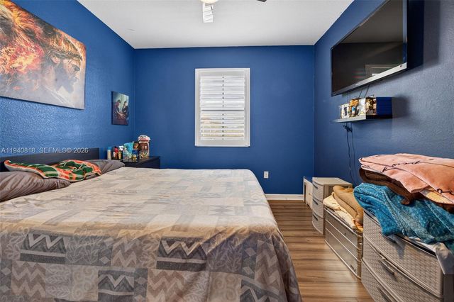 3756 NE 1st St, Homestead, FL 33033