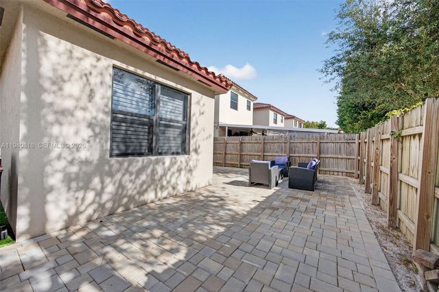 3756 NE 1st St, Homestead, FL 33033