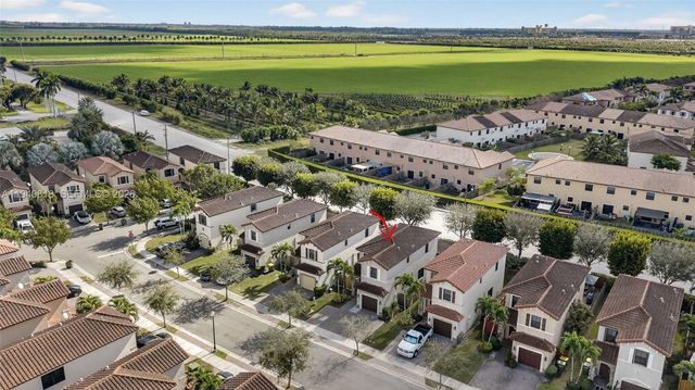 3756 NE 1st St, Homestead, FL 33033