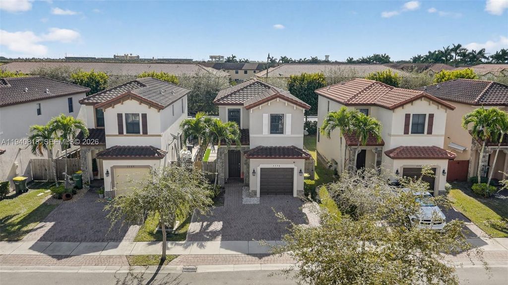 3756 NE 1st St, Homestead, FL 33033