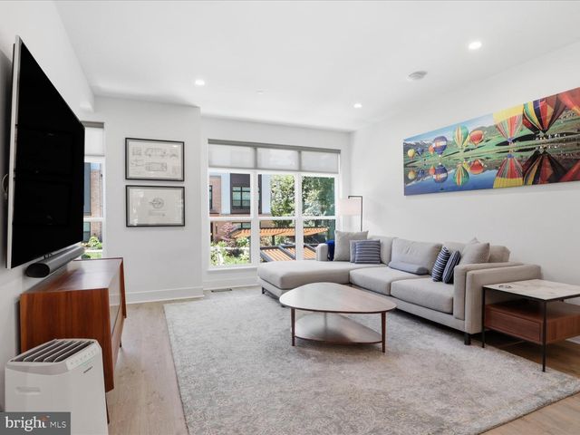 2110 TYSONS RIDGELINE RD, Falls Church, VA 22043