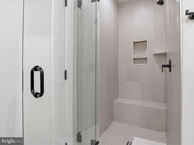 2110 TYSONS RIDGELINE RD, Falls Church, VA 22043