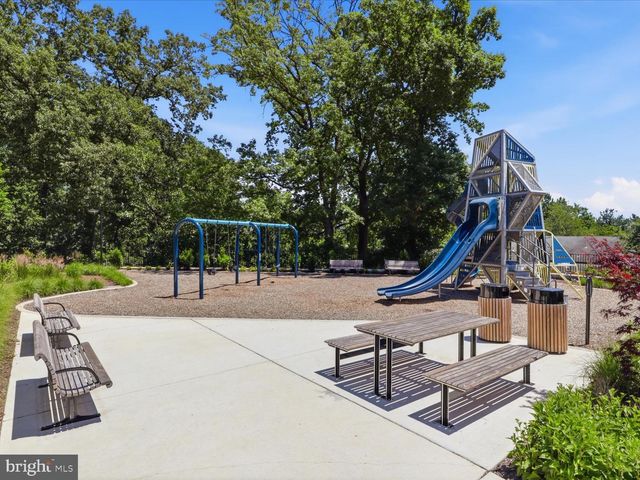 2110 TYSONS RIDGELINE RD, Falls Church, VA 22043
