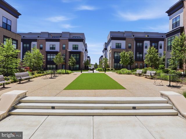 2110 TYSONS RIDGELINE RD, Falls Church, VA 22043