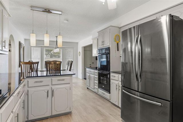 21480 N Heidi Drive, Edmond, OK 73012