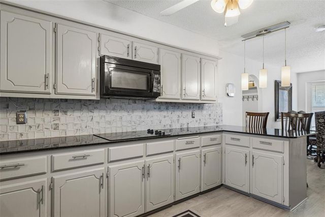 21480 N Heidi Drive, Edmond, OK 73012