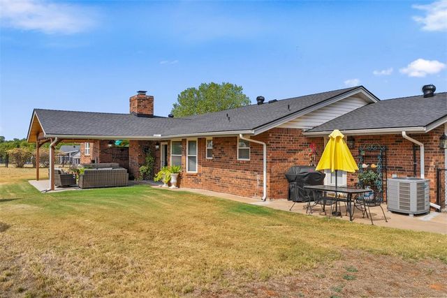 21480 N Heidi Drive, Edmond, OK 73012