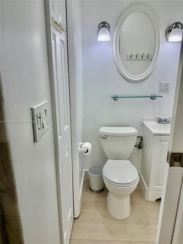 13008 SW 50th Ln studio 13008, Miami, FL 33175