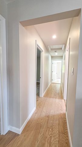 44 Vernon St, Rockland, MA 02370