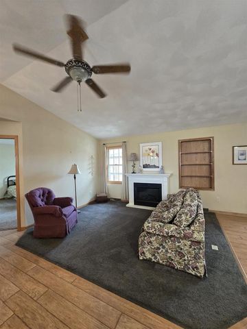 4295 Kingsford Drive, Janesville, WI 53546