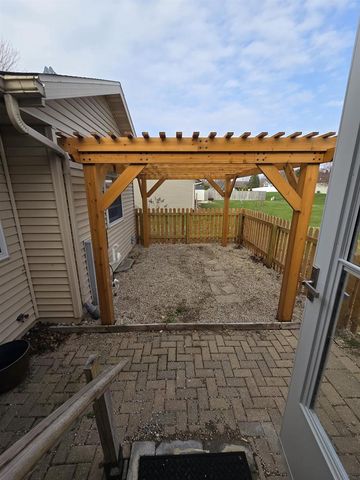 4295 Kingsford Drive, Janesville, WI 53546