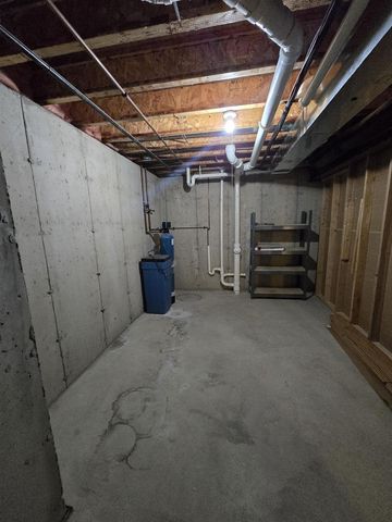 4295 Kingsford Drive, Janesville, WI 53546