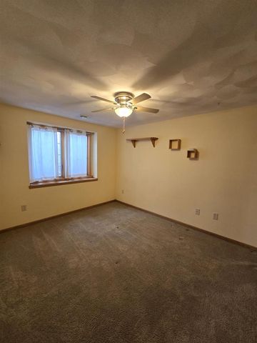 4295 Kingsford Drive, Janesville, WI 53546