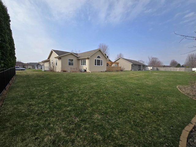 4295 Kingsford Drive, Janesville, WI 53546
