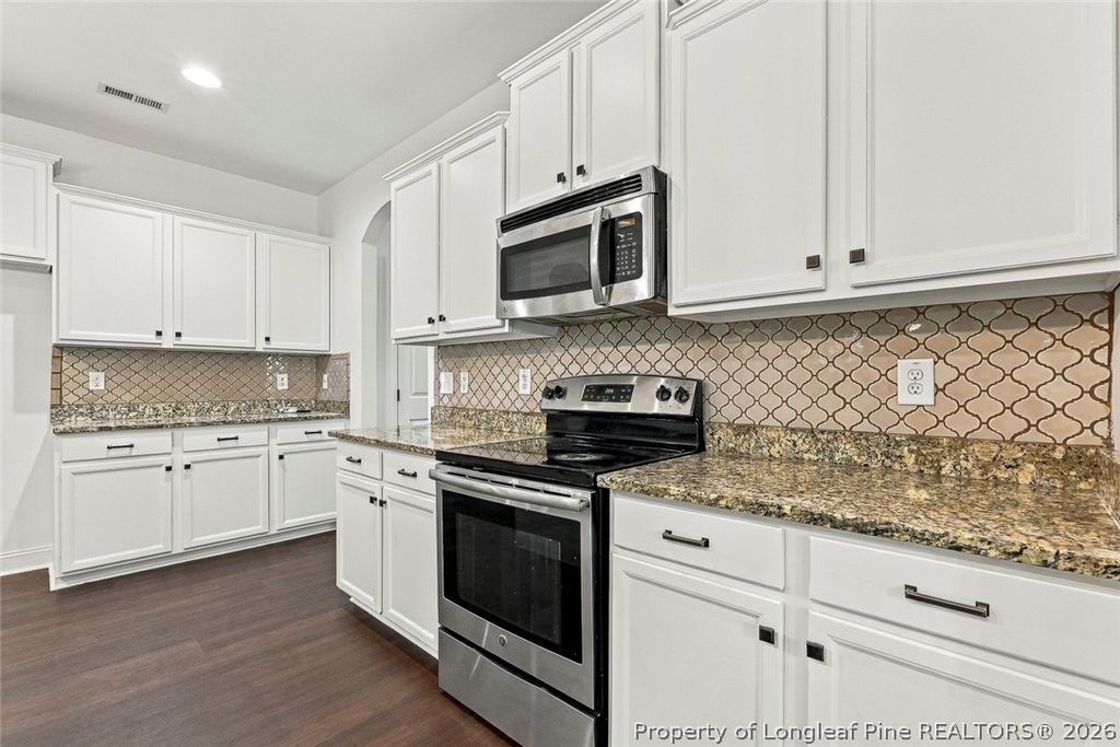 Image 23 of property listing at 2111 Wimberly Woods Drive, Sanford, NC 27330