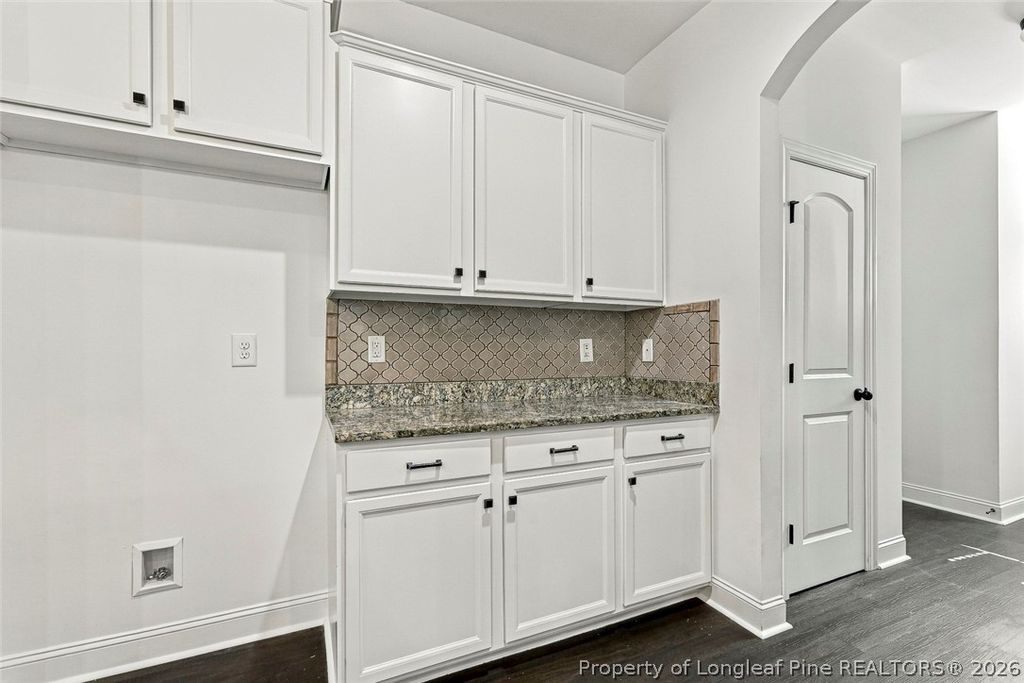 Image 26 of property listing at 2111 Wimberly Woods Drive, Sanford, NC 27330